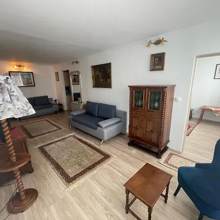 Cadet Ezuestpart شقة